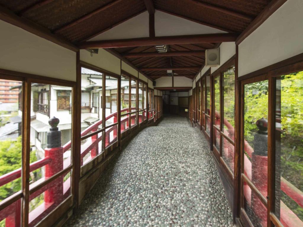 Hotel Nanzanso Izunokuni Екстериор снимка